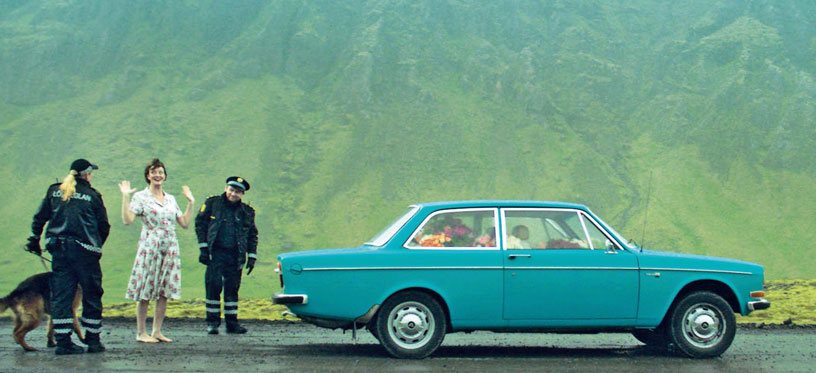 Woman at war Woman at war